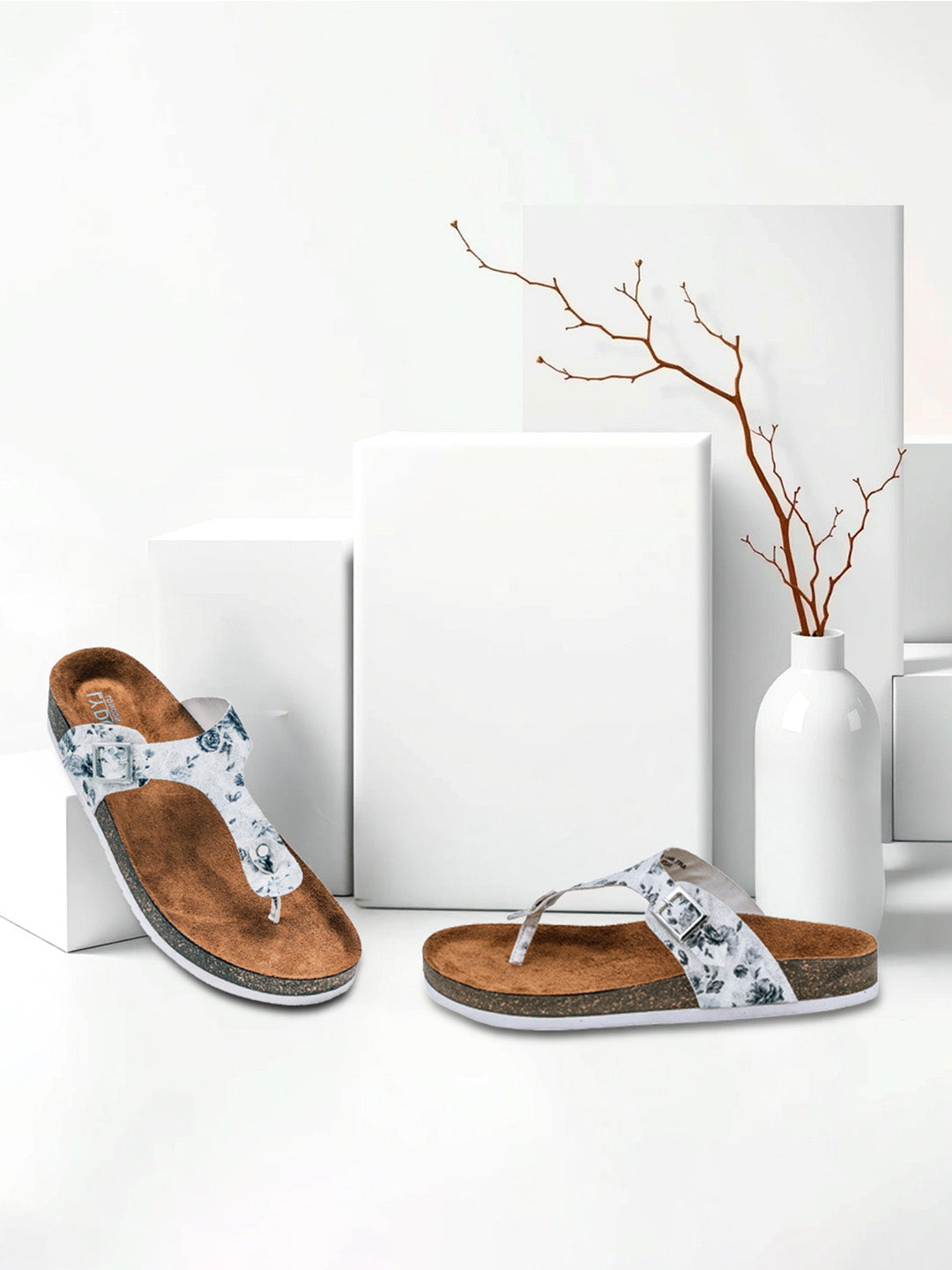 White Women's Flat Sandals with Flower Pattern