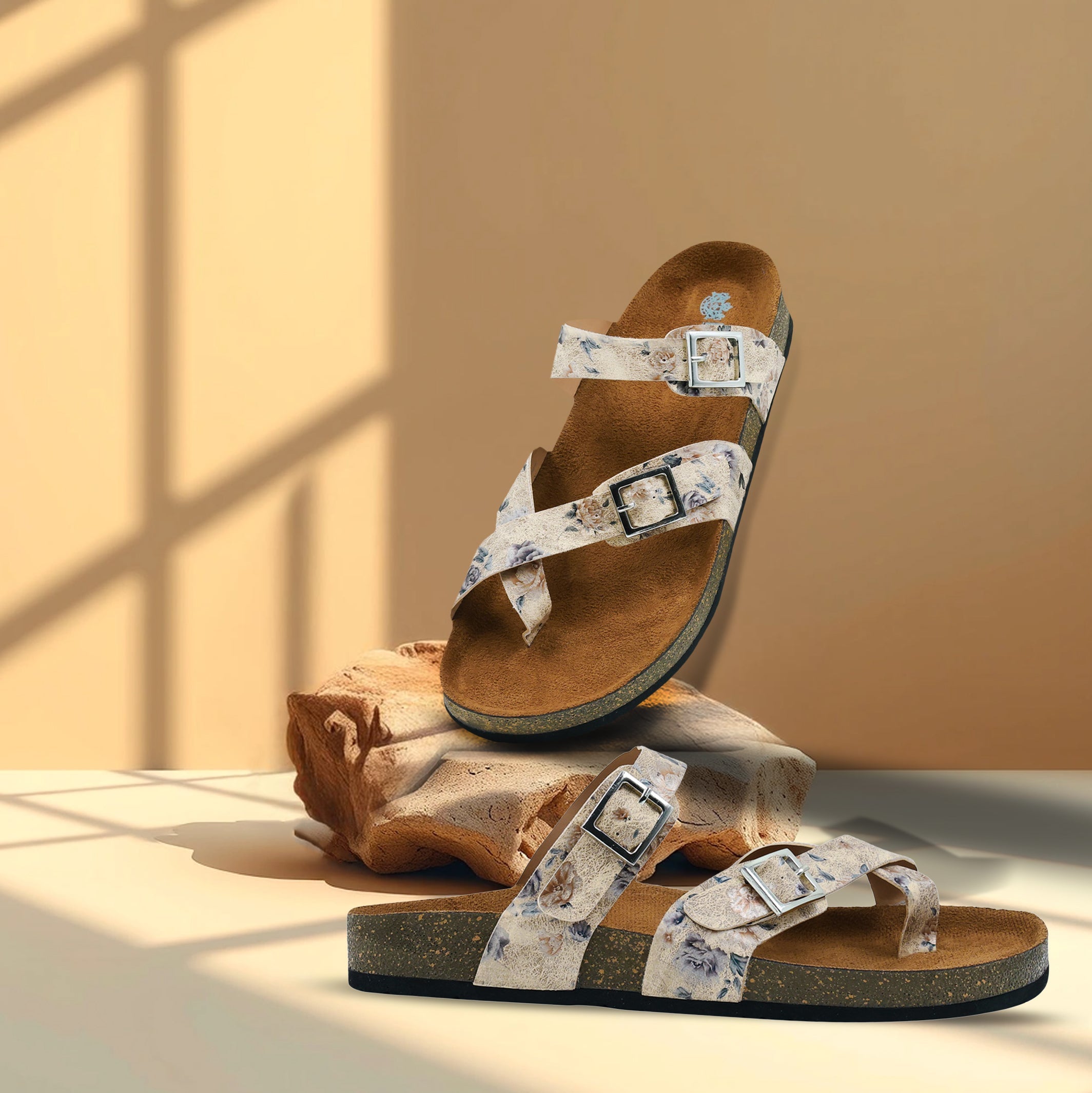 Women's Flat Sandals Beige